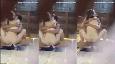 Bokep Indo Ngintip ABG Lagi Ngentot poster