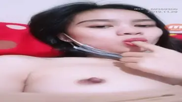 Cewek Cantik Indo Live Santai Mainin Memek HD poster